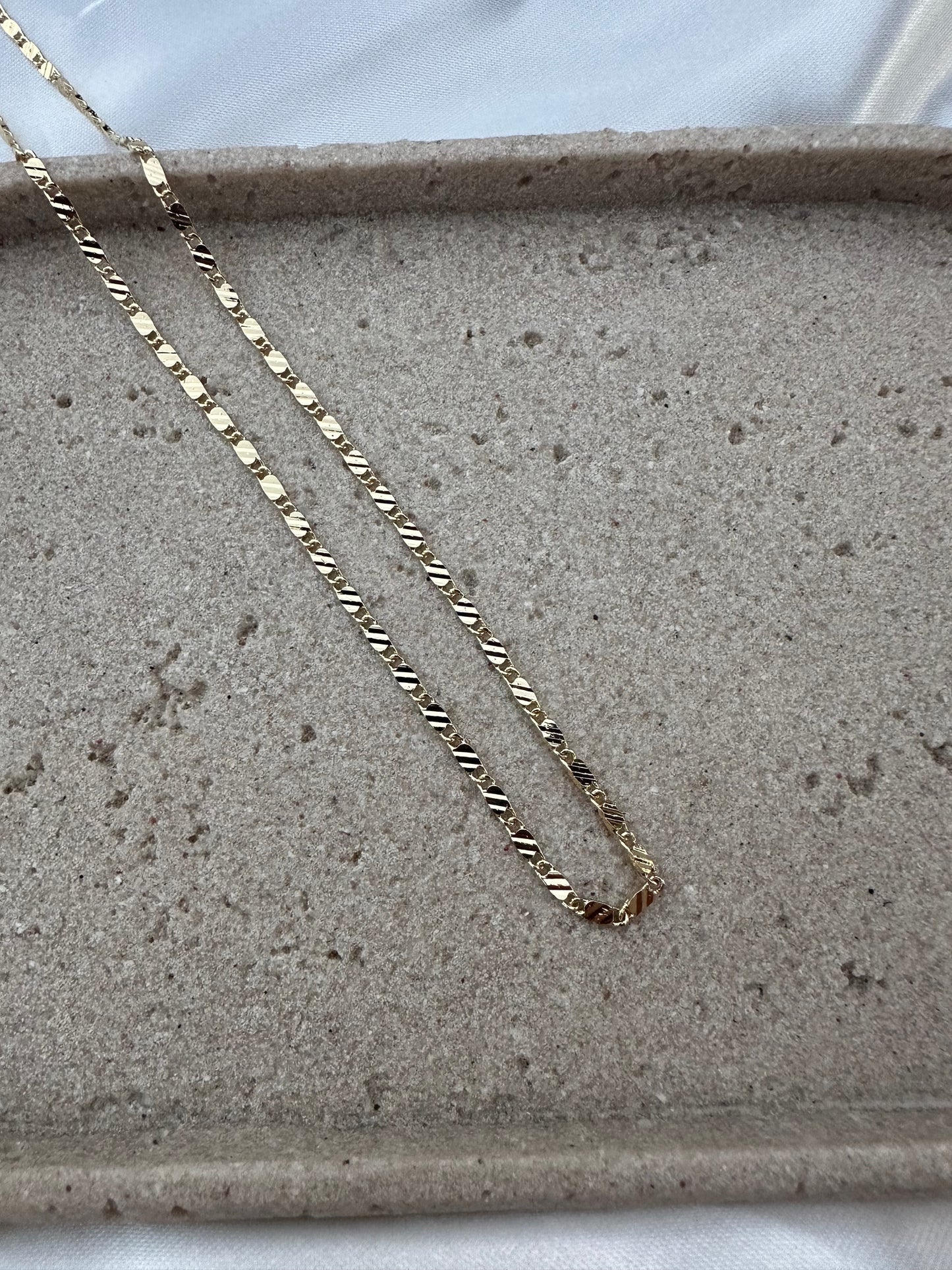 Flat Twisted Gold-Plated Chain Necklace – Minimalist Layering Jewelry
