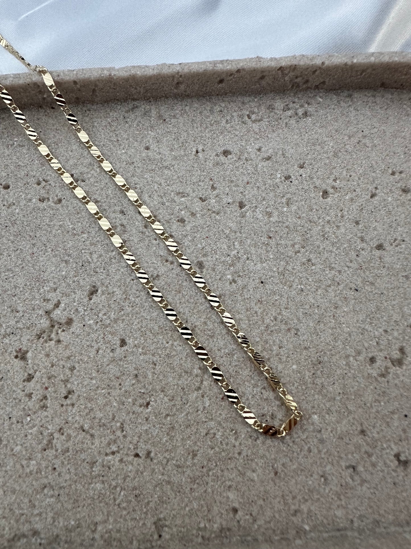 Flat Twisted Gold-Plated Chain Necklace – Minimalist Layering Jewelry